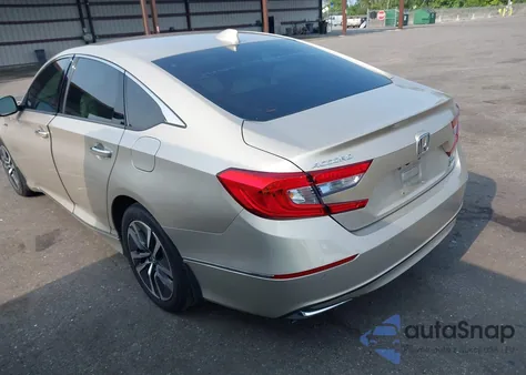 2018 Honda Accord Touring из США, поврежденный, VIN 1HGCV3F97JA017073